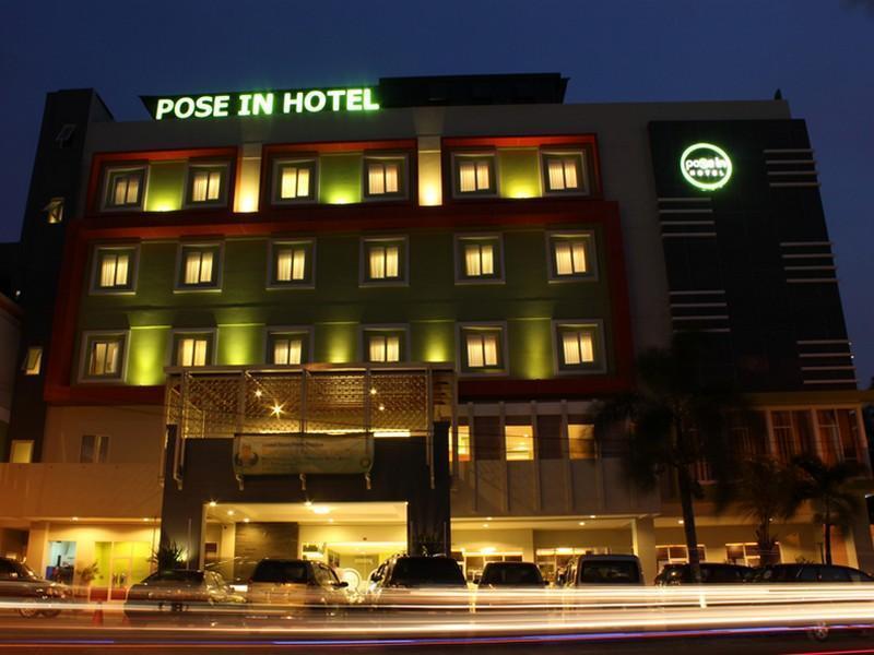 Pose In Hotel Solo Ngoại thất bức ảnh